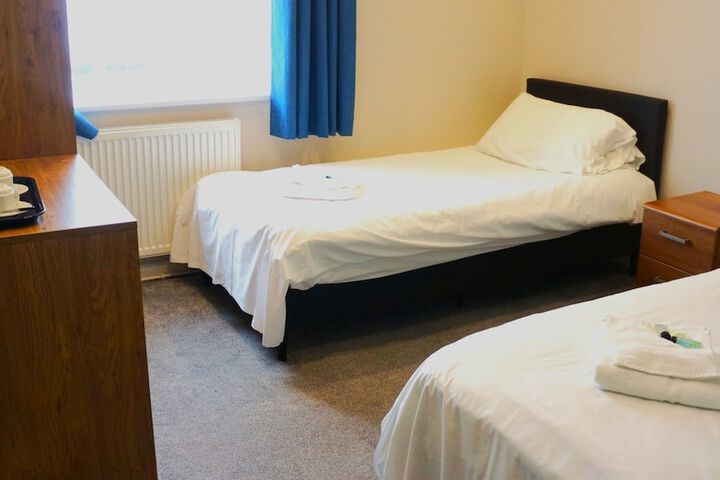 Room 17 of 162