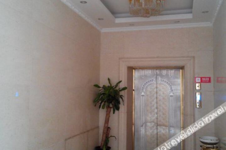 Hotel Interior 6 of 10
