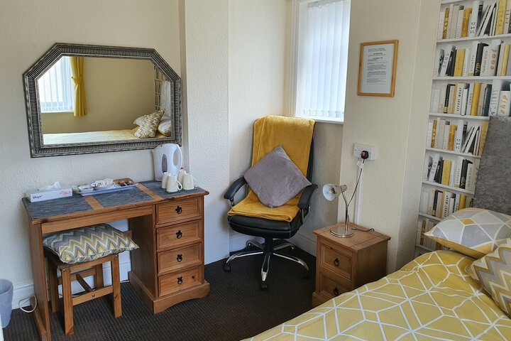 Room 34 of 97