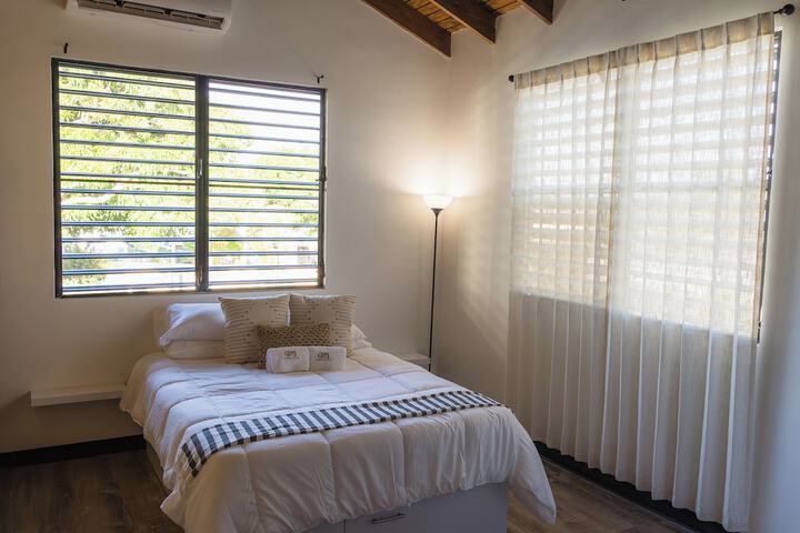 Room 4 of 34