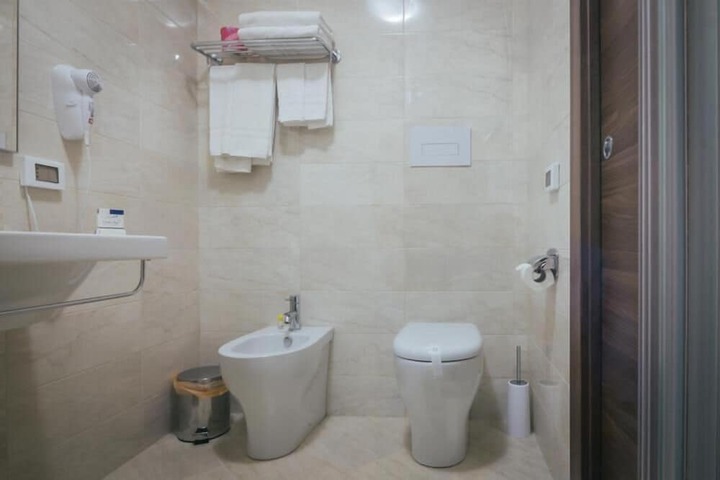 Room 30 of 56