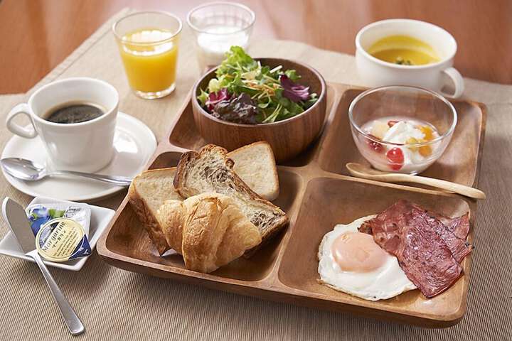 Breakfast meal