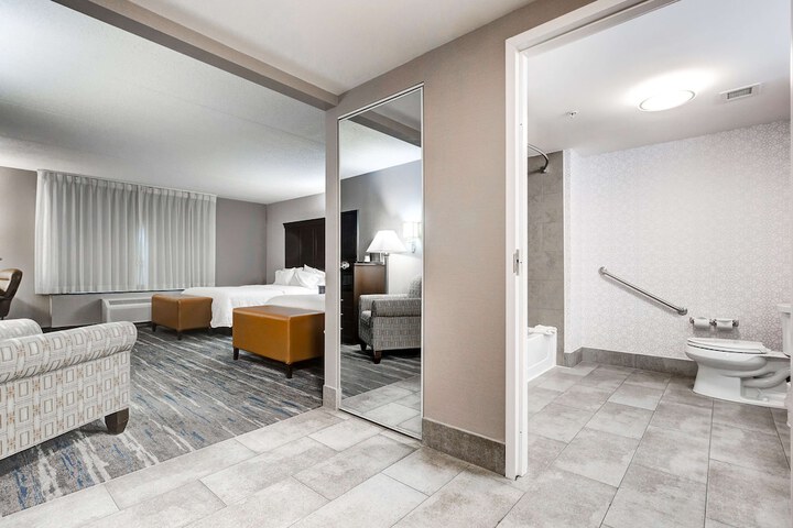 Room 14 of 67