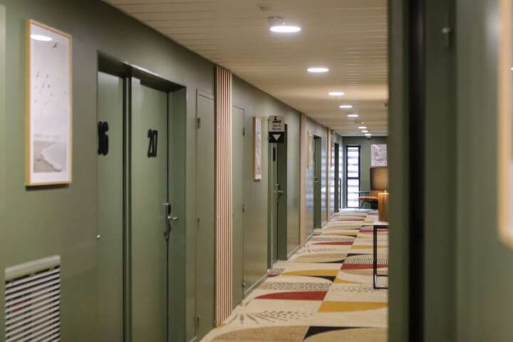 Ballroom/Hall 41 of 69