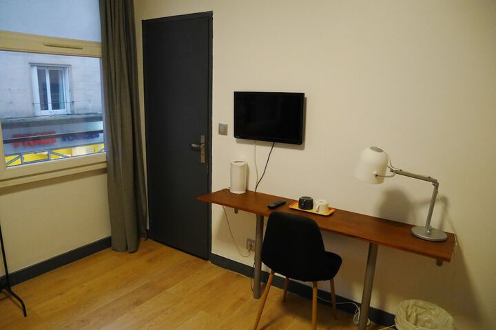 Room 11 of 22
