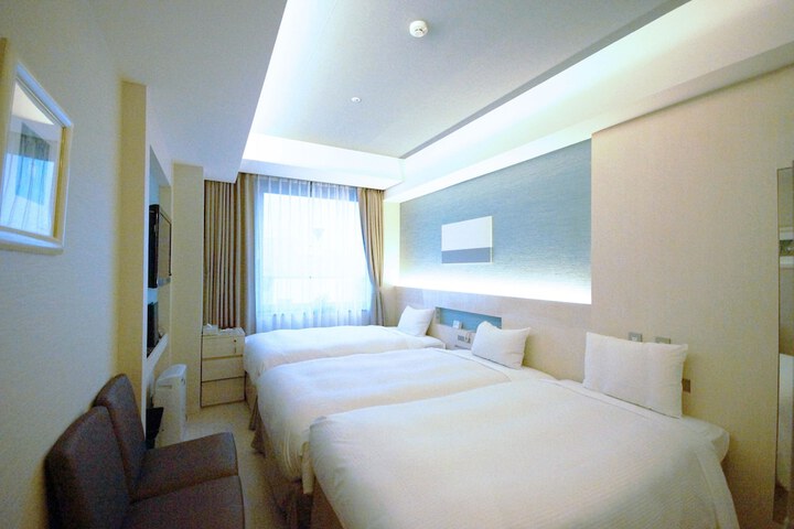 Room 19 of 68