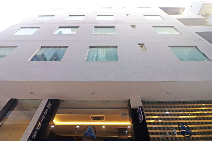 Hotel 120 of 126