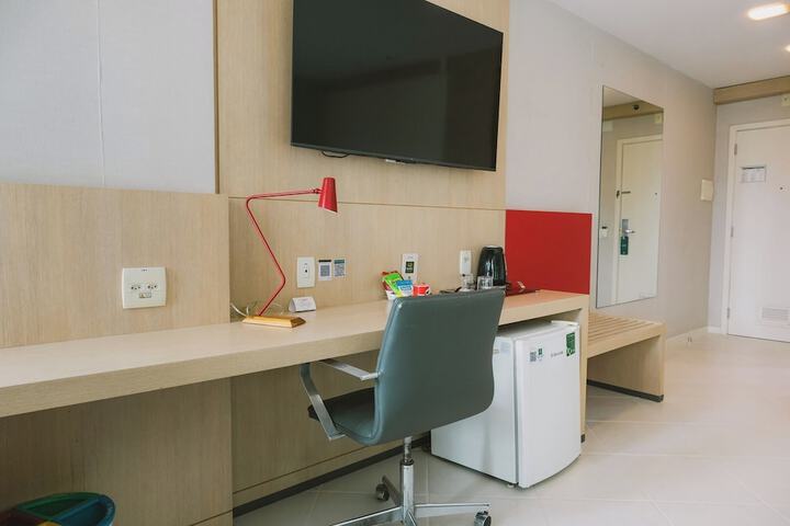 Room 45 of 92
