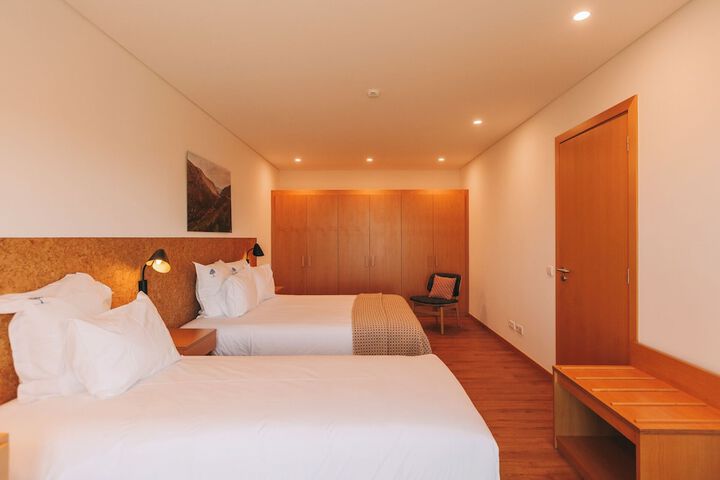 Room 51 of 181