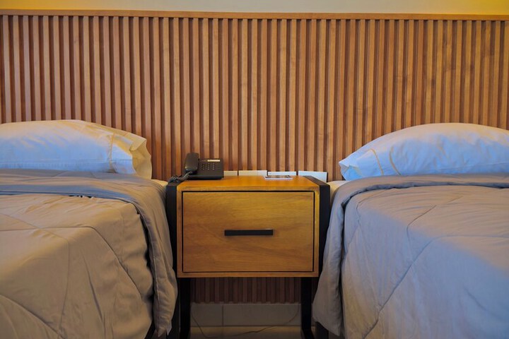 Room 31 of 87