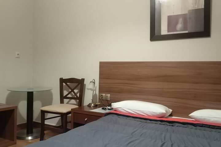 Room 15 of 59