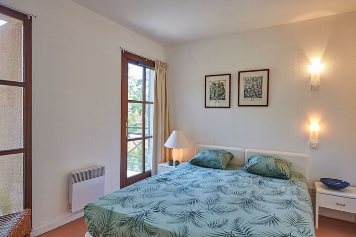 Room 28 of 131