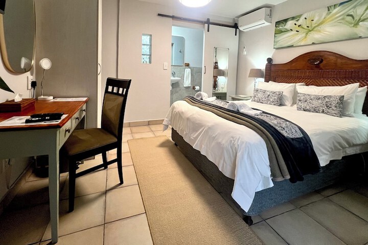 Room 13 of 53