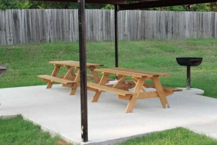 Property Grounds 23 of 25