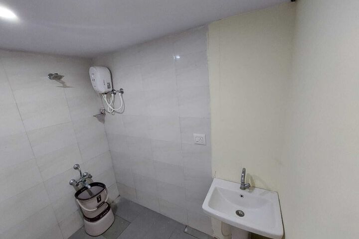 Room 28 of 52