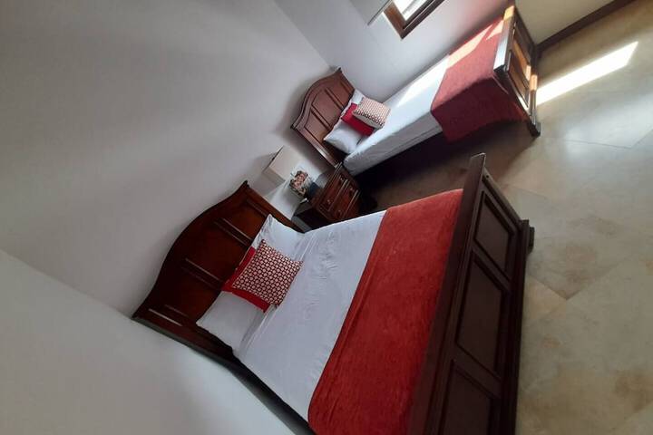 Room 5 of 171