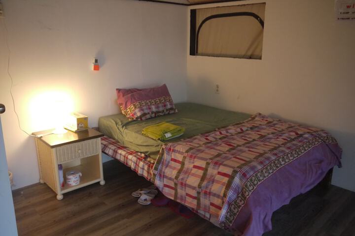 Room 20 of 53