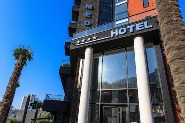 Hotel 82 of 83