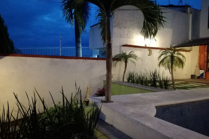 Hotel Exterior 12 of 13