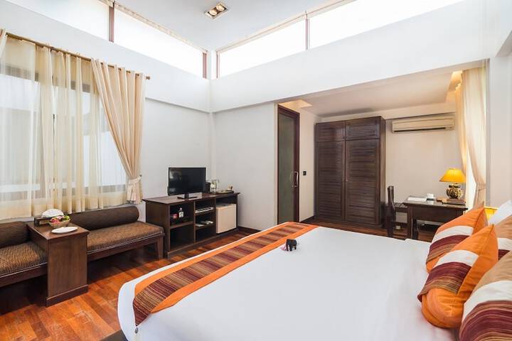 Room 14 of 91