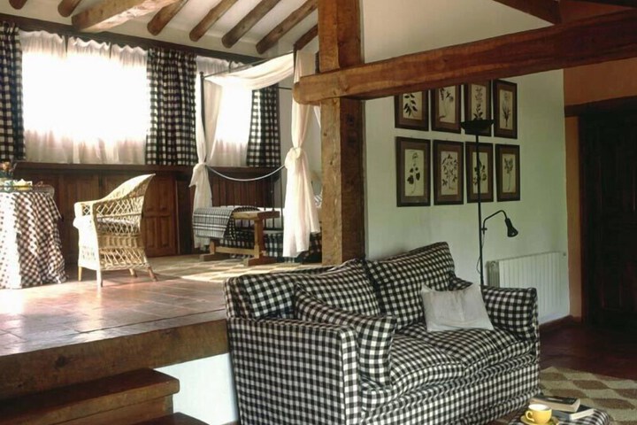 Room 16 of 57