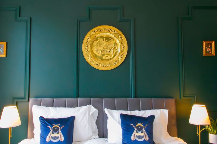 Room 20 of 174