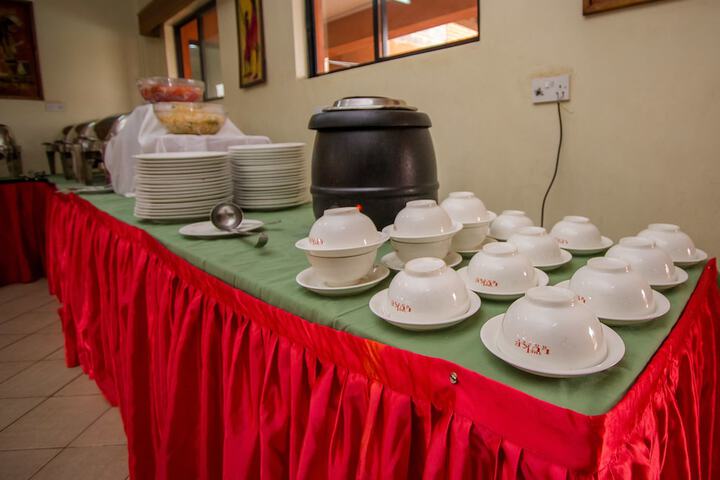 Breakfast/Coffee Service 32 of 45