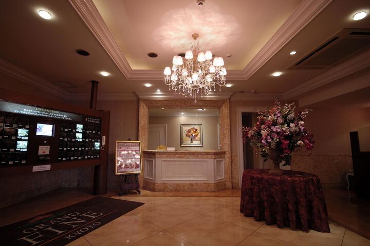 Hotel Interior 4 of 28