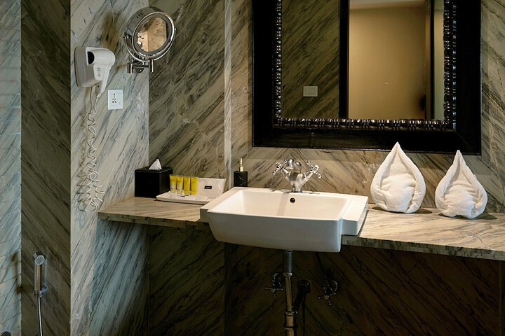 Clean Restrooms