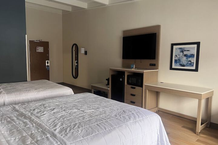 Room 21 of 31