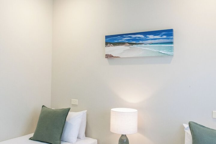Room 7 of 60