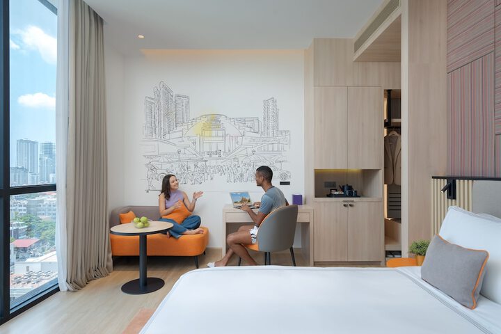 Room 13 of 75