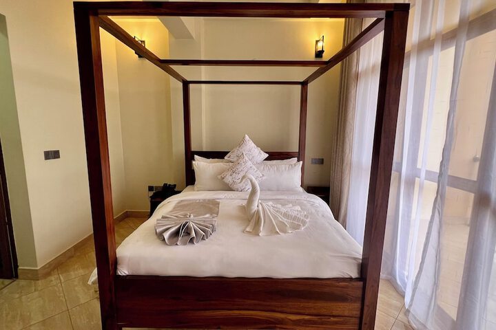 Room 20 of 58