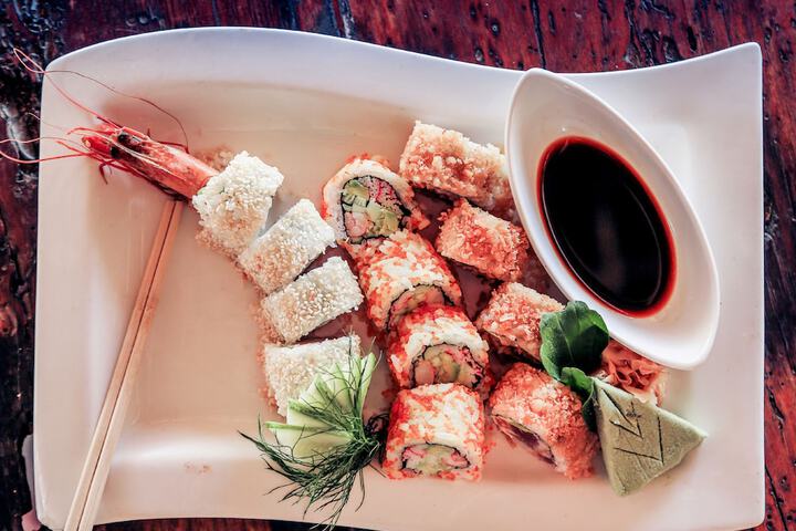 Dining 48 of 60