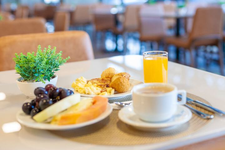 Breakfast/Coffee Service 43 of 62