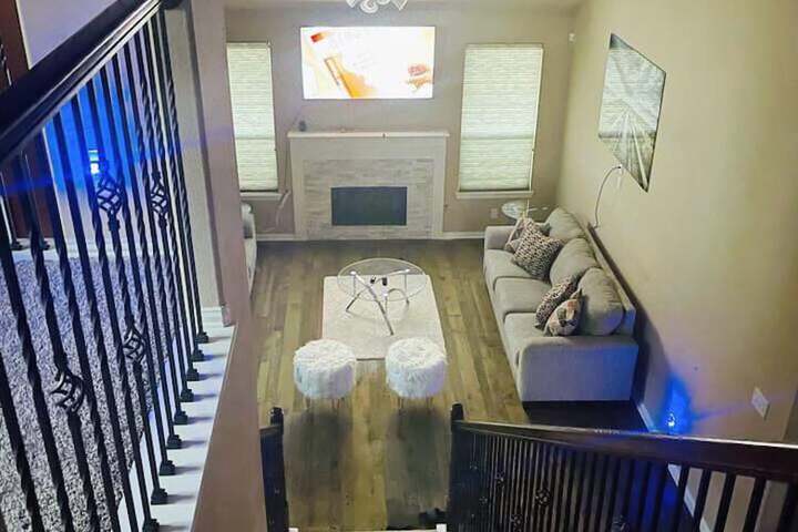 Room 13 of 29