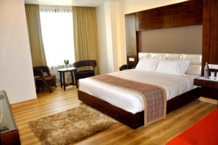 Room 10 of 41