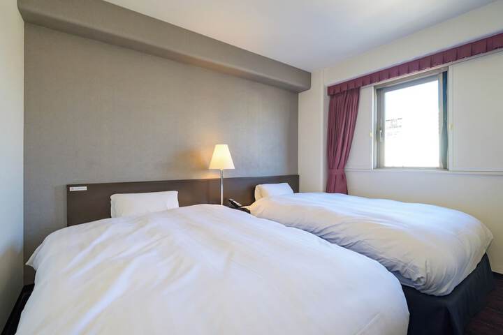 Room 20 of 69