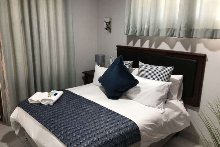 Room 13 of 30