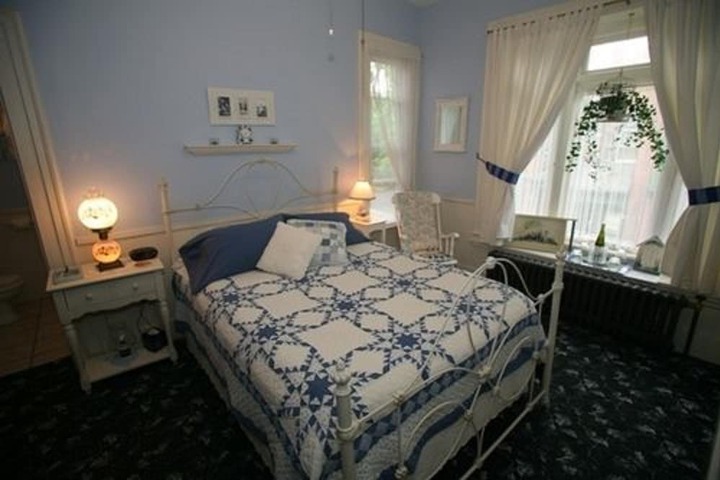 Room 19 of 46