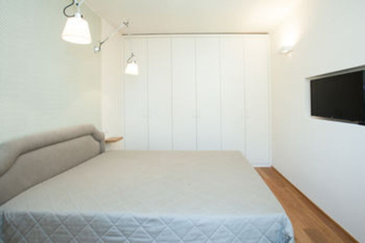 Room 13 of 46