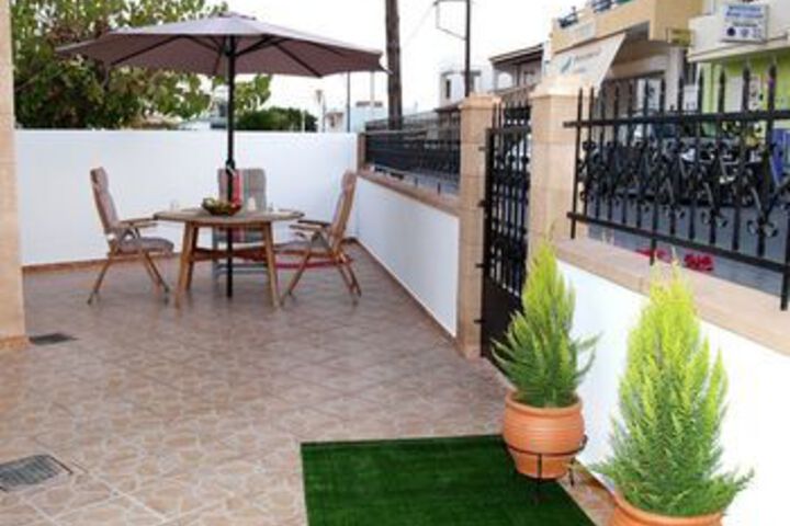 Terrace/Patio 12 of 12