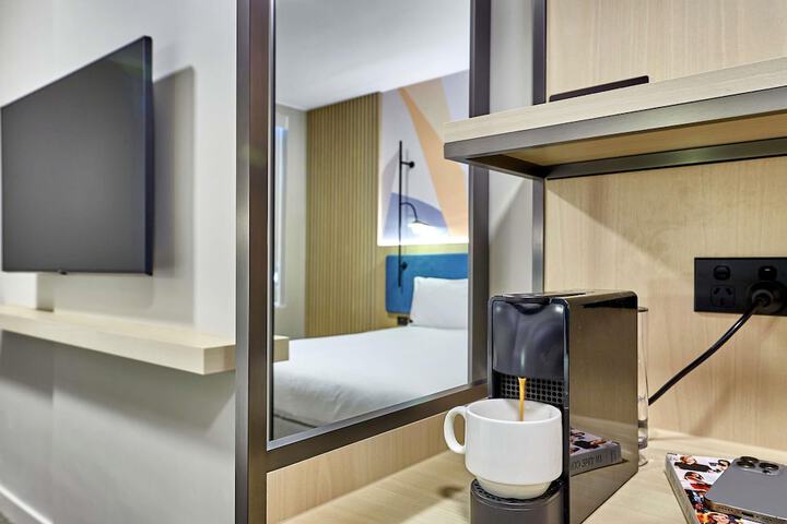 Room 47 of 151