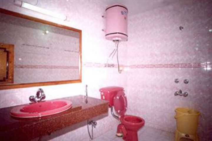 Room 2 of 18