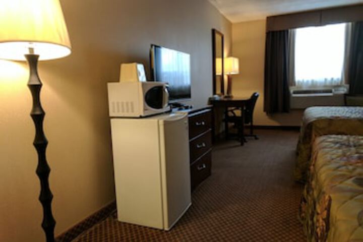 Room 64 of 108