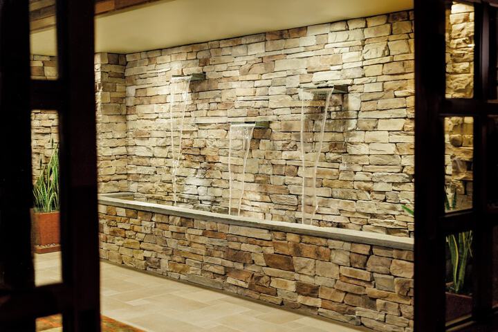 Hotel Interior 70 of 185