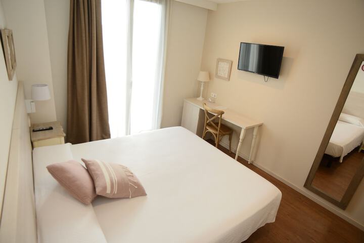 Room 6 of 58