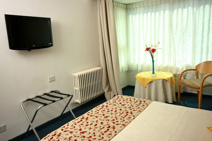 Room 22 of 41