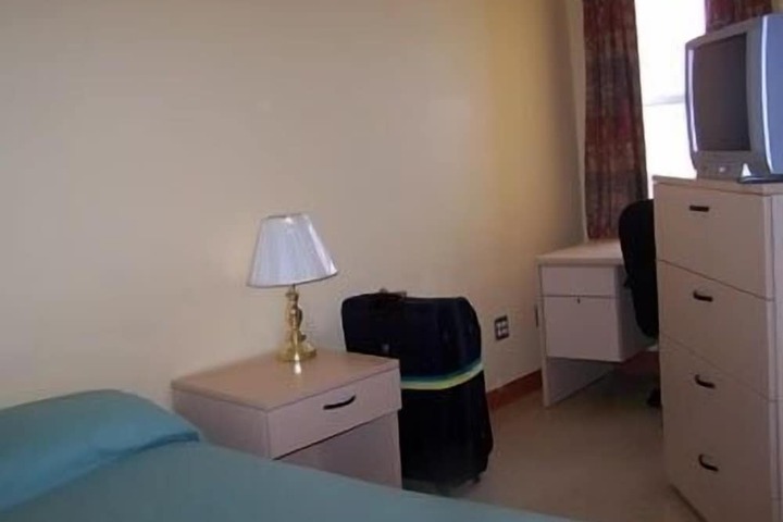 Room 8 of 30