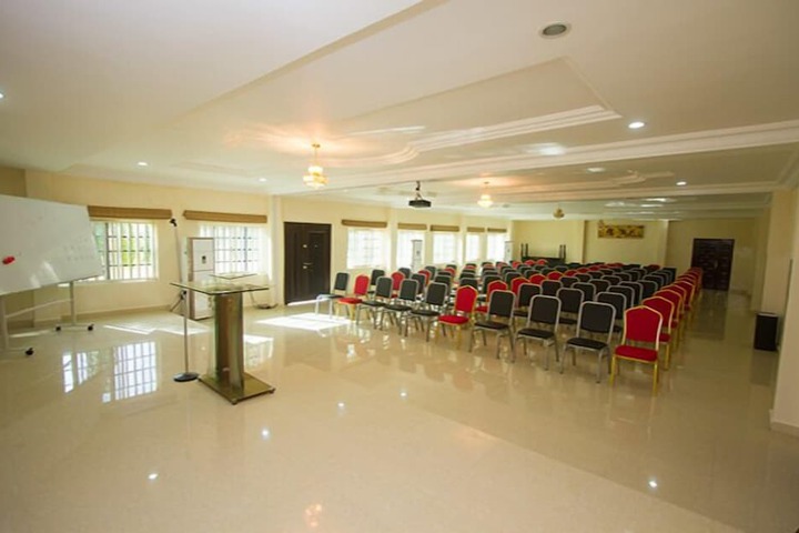Ballroom/Hall 19 of 24